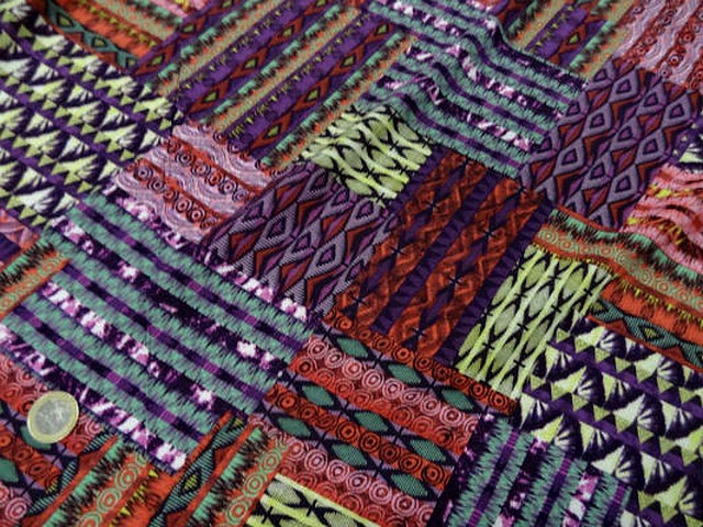 Coton viscose imprime patchwork ton de rose4