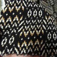 Coton viscose noir motif zigzag ethnique 1 
