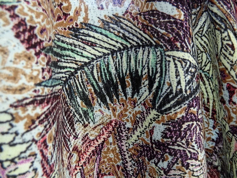 Coton viscose prune et bleu givre plantes et papillons 4