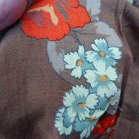 Cotonnade teinte terracotta fleuri 3 