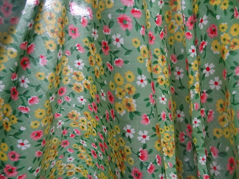 Cotonnade vert d eau petites fleurs 4