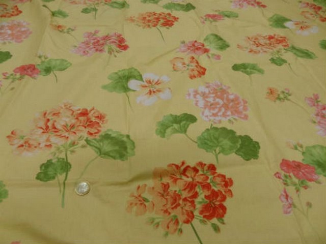 Coupon coton jaune fleuri 2m sur 2 2m 1