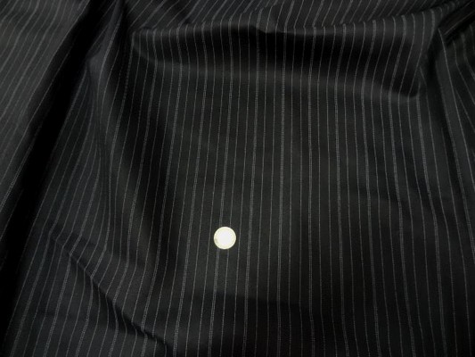 Coupon gabardine coton noir rayé 8