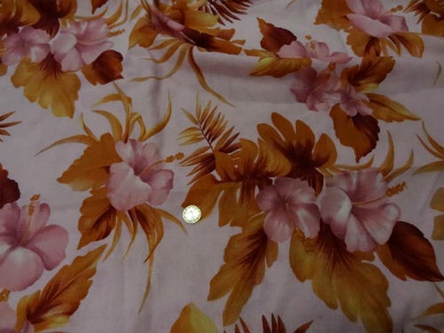 Coupon lin rose clair fleurs caramel 3m 2