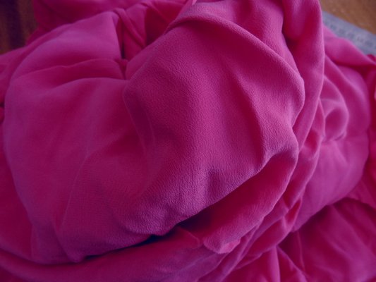 Crêpe de soie fuchsia 01