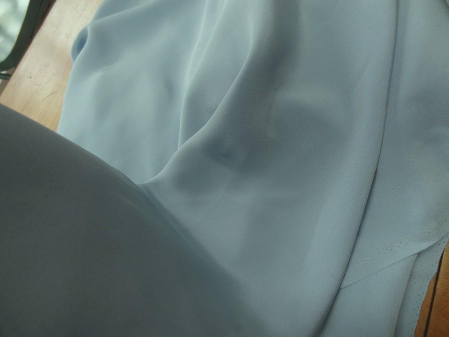Crepe de soie bleu layette 1