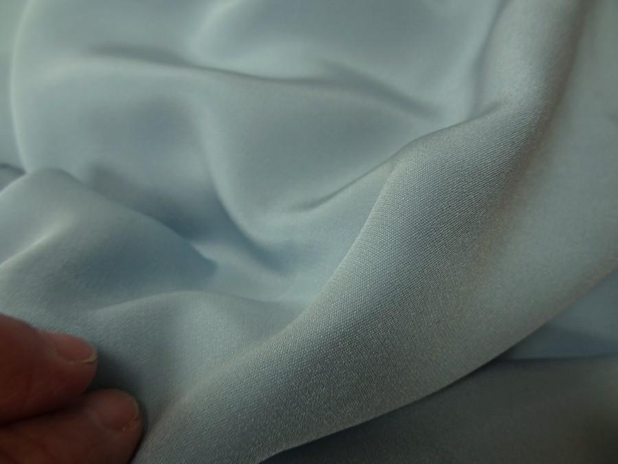 Crepe de soie bleu layette 3