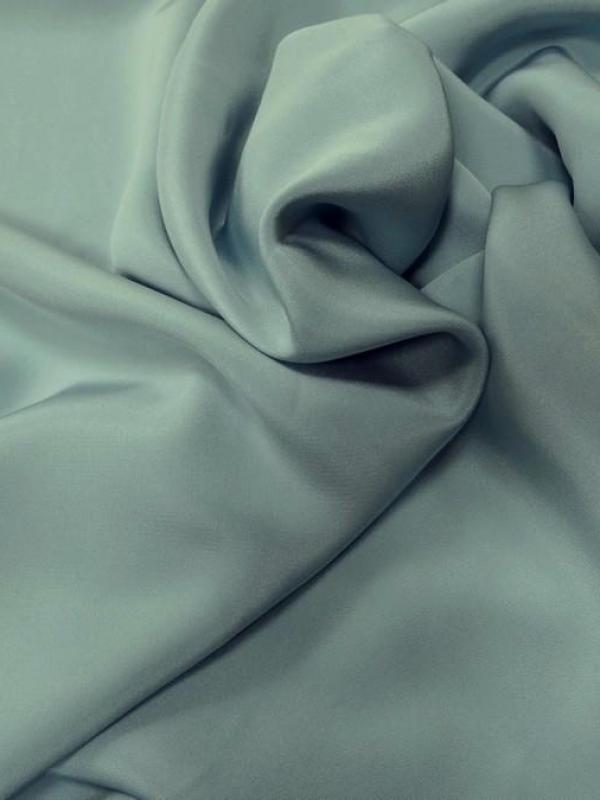 Crepe de soie bleu layette 4 