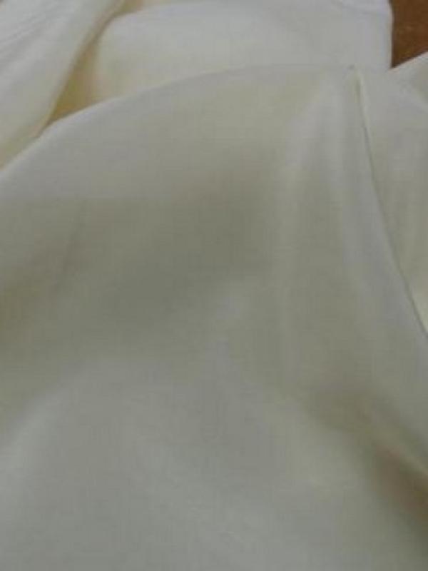 Crepe de soie ecru 1 