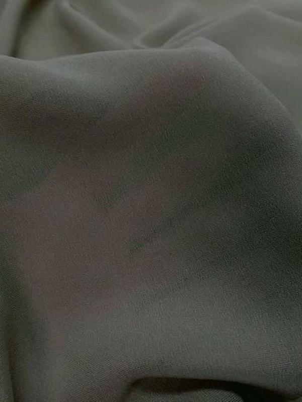 Crepe de soie tres fin kaki gris 4 