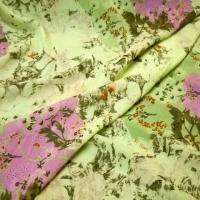 Crepe lycra pistache fleurs glycine 2