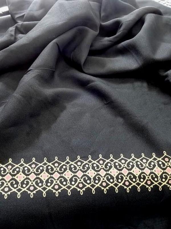 Crepe noir avec embase 1