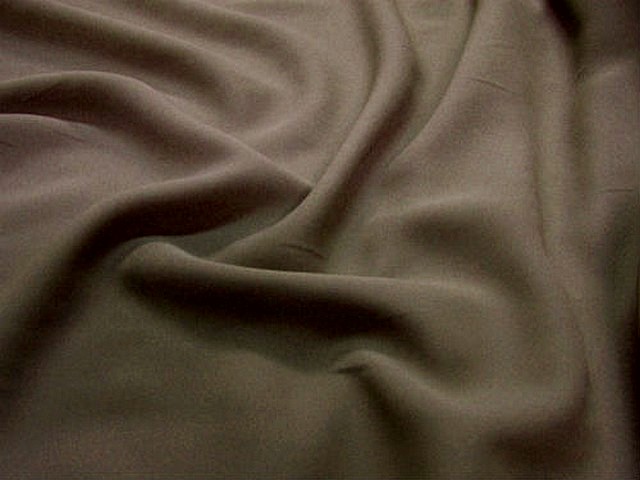 Crepe polyester chataigne 2