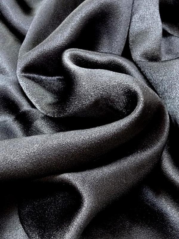 Crepe satin noir 2 