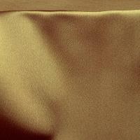 Crepe satin teinte caramel toffee 