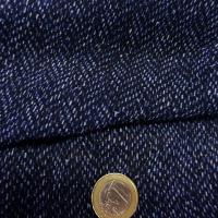 Crepe viscose fin fond bleu nuit motif petits traits 1 