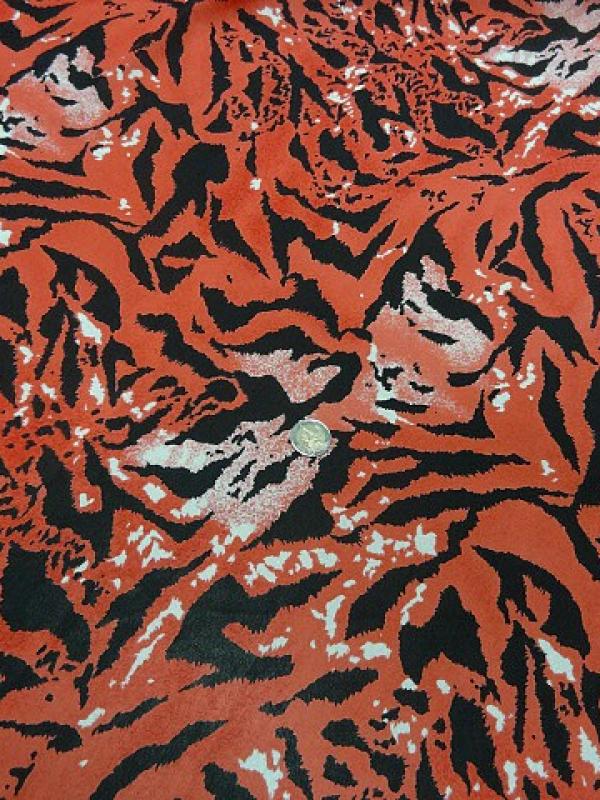 Crepe viscose motif tigre corail noir 2 