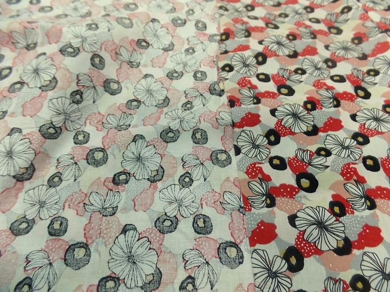 Cretonne fleurs moyennes blanc casse noir rouge coquelicot 1