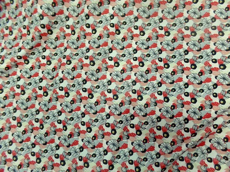 Cretonne fleurs moyennes blanc casse noir rouge coquelicot 2