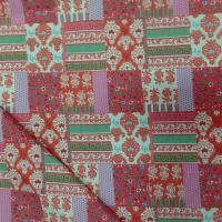 Cretonne motif patchwork framboise et jade 3 