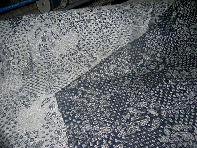 Damasse de marguerites 3 fils effet doupions 1