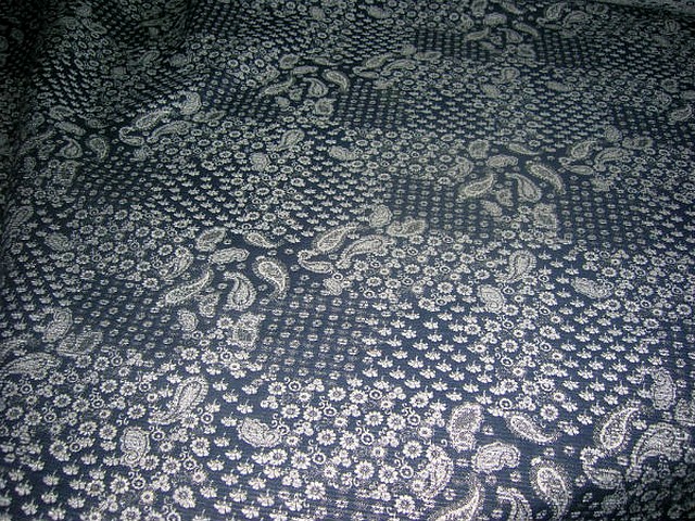 Damasse de marguerites 3 fils effet doupions 2