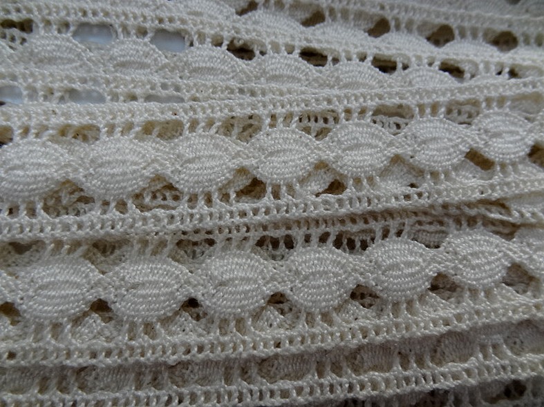 Dentelle coton meringue 3