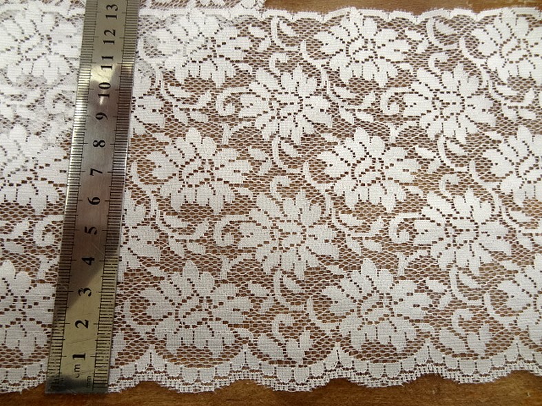 Dentelle de charme blanche 2