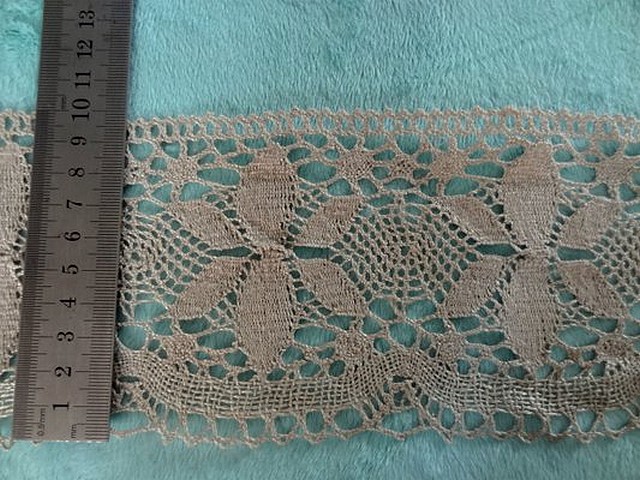 Dentelle en lin ecrue 02