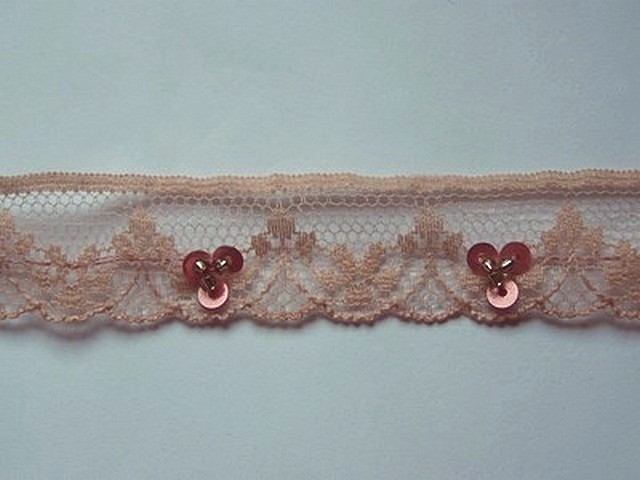 Dentelle fine anais vieux rose a sequins 3