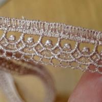 Dentelle fine bois de rose 5 