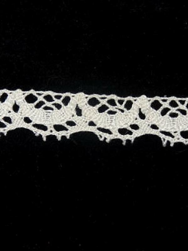 Dentelle fine festonnee coton ecru 2 