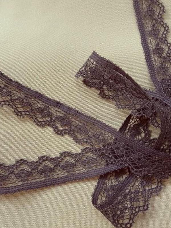 Dentelle fine marron glace 2 1