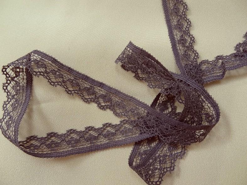 Dentelle fine marron glace 2 1