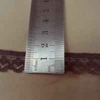 Dentelle fine marron glace 3