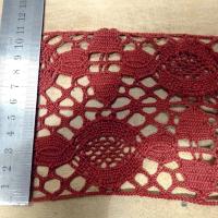 Dentelle large de coton crochete rouge fraise 2 