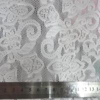 Dentelle lycra blanche mate et satinee avec leses de finition 4 