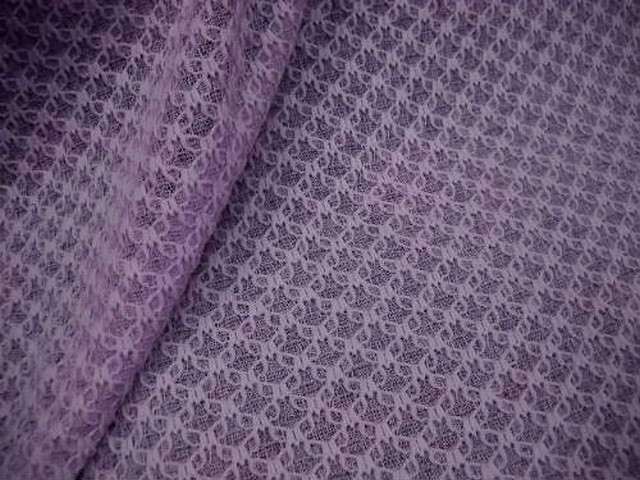 Dentelle lycra faconnee glycine 1