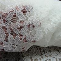 Dentelle lycra fleurie blanc casse 3