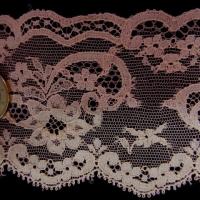 Dentelle mecanique rose saumonee 3