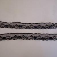 Dentelle noire fine sequins et perles 1