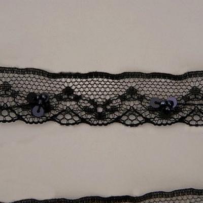 Dentelle noire fine sequins et perles 4 