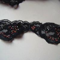 Dentelle nuage noire perlee 1