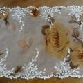 Dentelle pilgrim resille imprimee brodee 4 