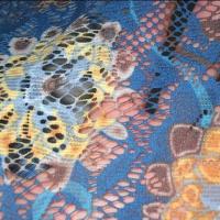 Dentelle resille bleu cobalt motif fleuri 4 