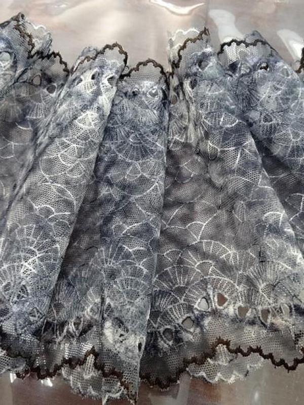 Dentelle resille brodee gris marbre 2 
