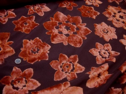 Dévoré fleurs velours orange 2