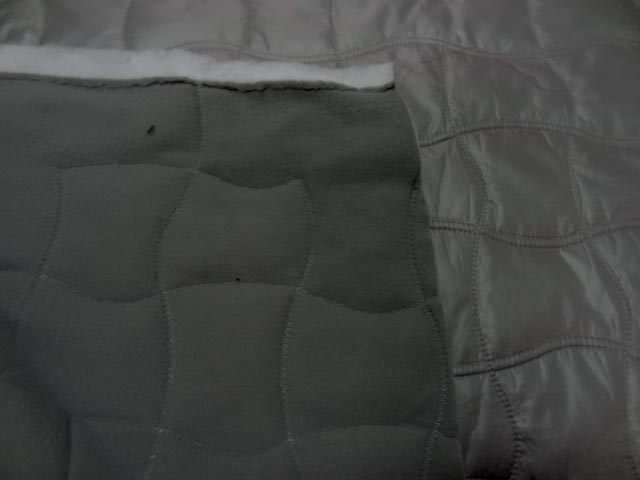 Doublure matelassée grise satin et polaire 0