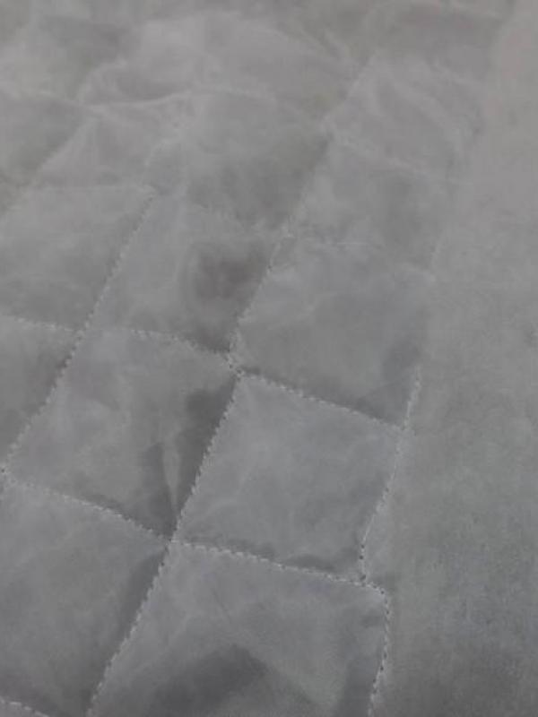 Doublure matelassee fine blanc pur 2 