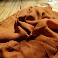 mousseline de soie chiffon teinte ambre
